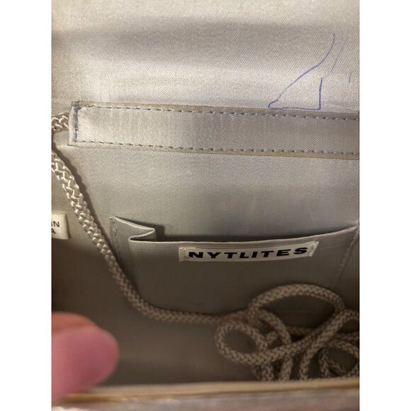 NYTLITES Silver Metallic Pleated Evening Clutch Purse Chain Strap Snap Closure - Picture 4 of 7